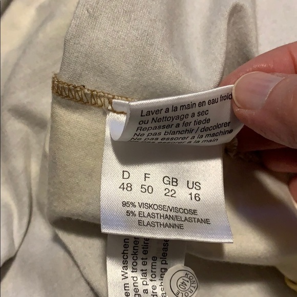 Democracy Loose Fit Flowy T-Shirt Size Large - Picture 9 of 10